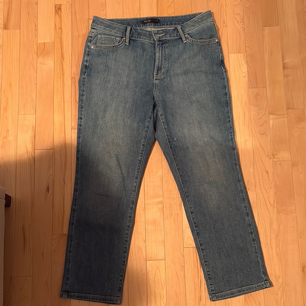 Women’s Simply Vera Crop Jeans: EUC